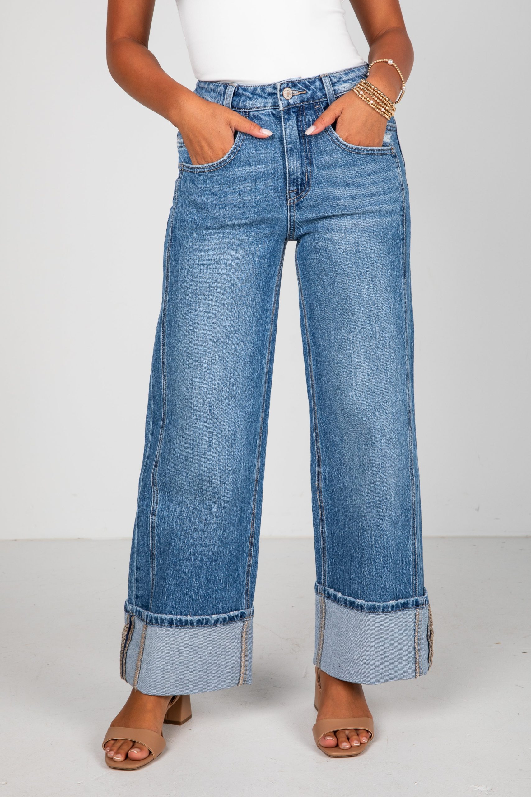 shopdressup_medium_wash_cuffed_baggy_jeans-3.jpg