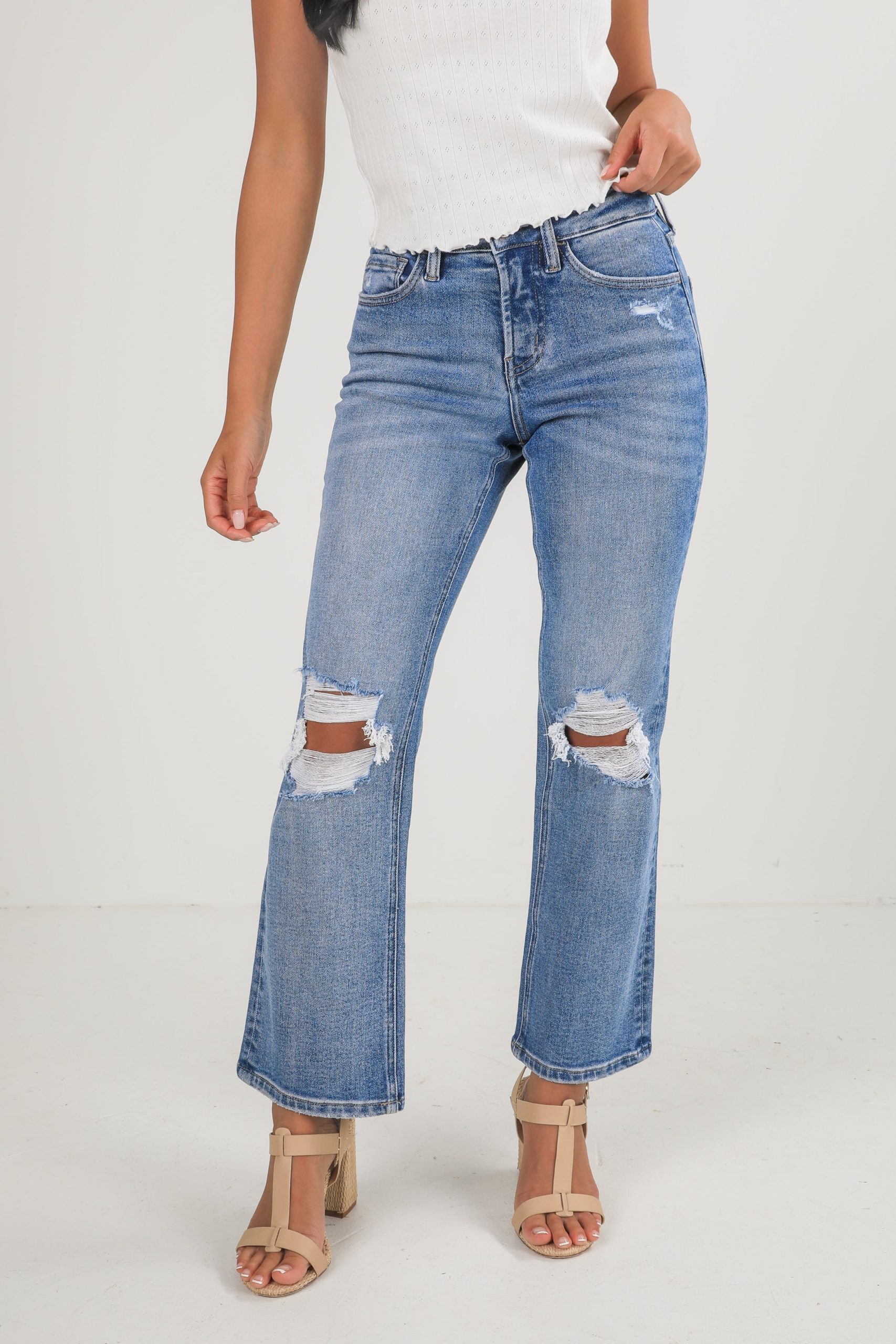 shopdressup_medium_wash_straight_leg_jeans-3.jpg